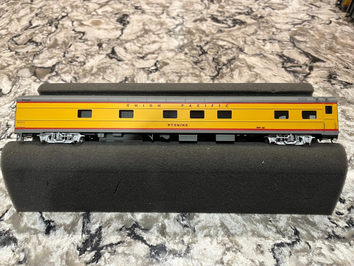 Union Pacific Railroad HO Vintageless Model Railroad Passenger