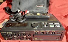 MARANTZ CDR300 PROFESSIONAL CD RECORDER/BURNER W/CABLES/CD MANUAL/REMOTE/CASE.