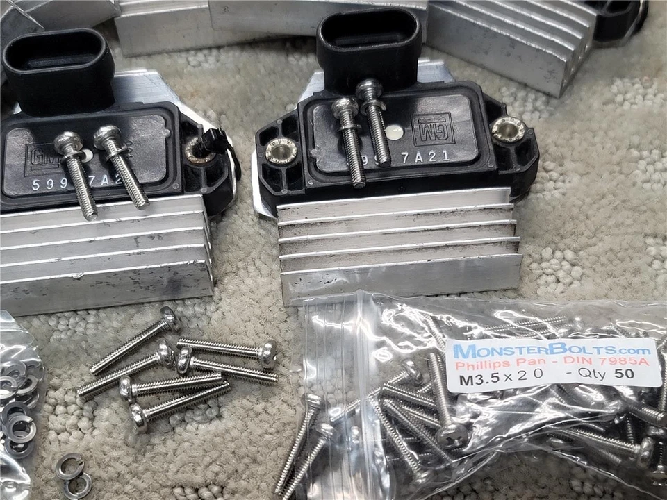 Chevrolet Caprice 350 LT1 1994-1996 módulo de control de encendido Foto 2 de 4