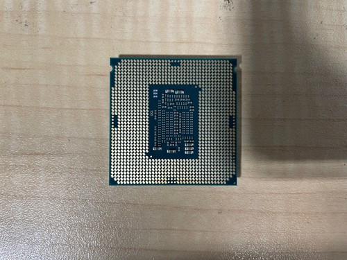 Intel Core i3-9100 (SRCZV) CPU 4 Cores/4 Threads 3.6GHz/4.2GHz Boost - LGA1151 - Photo 2/2