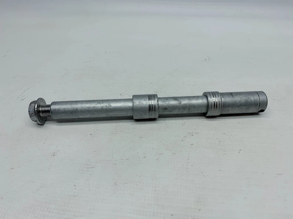 Honda CBF1000 A Vorderrad Steckachse Achse Front Axle spindle (3) 07' — 第 2/3 张图片