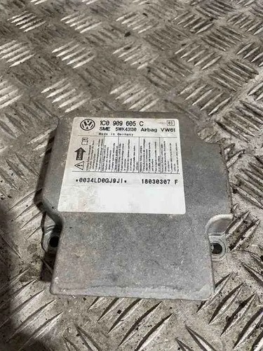 VW PASSAT B7 ALLTRACK 365 Airbag-Steuergerät 18030307F 1C0909605C 32457420