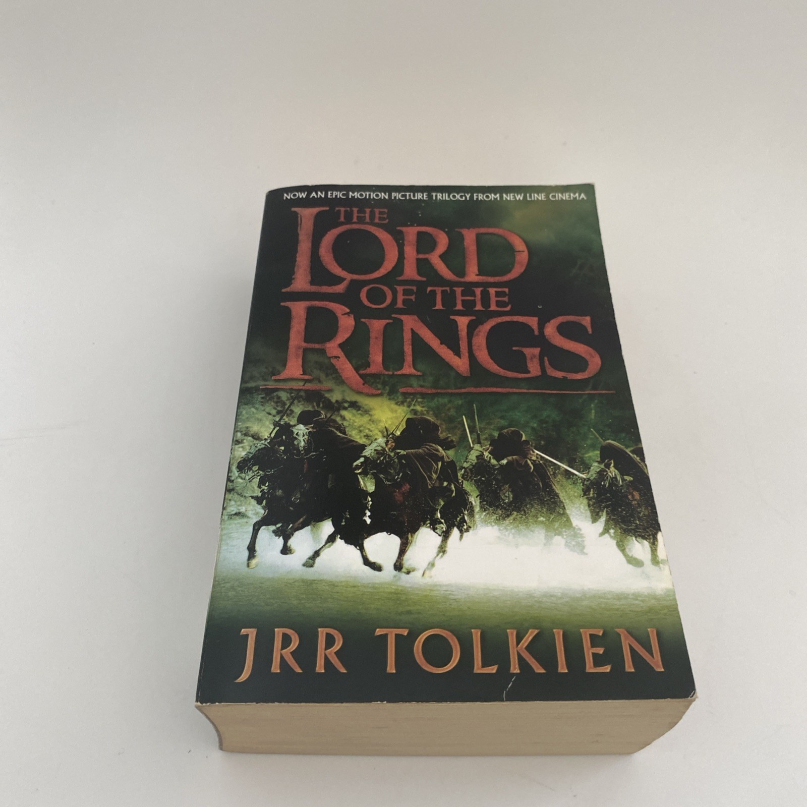 The Lord of the Rings trilogy - one volume .., J. R. R. Tolkien Paperback