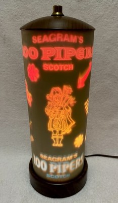 Vtg Seagrams 100 Piper Scotch Multicolor Advertising Barware Table Bar Lamp