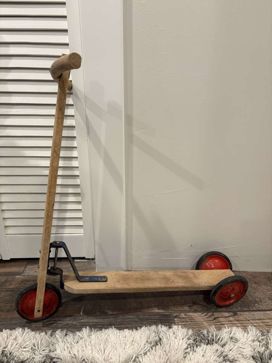 Vintage Vero ABC Baby Kids Wooden Scooter W/ Metal Wheels. 60's