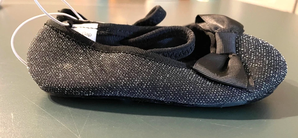 Baby Gap NWT Toddler Preschool Girls  8 Black Glitter Ballet Flats Shoes - Image 2 of 3