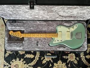 Fender American Professional II Jazzmaster | eBay