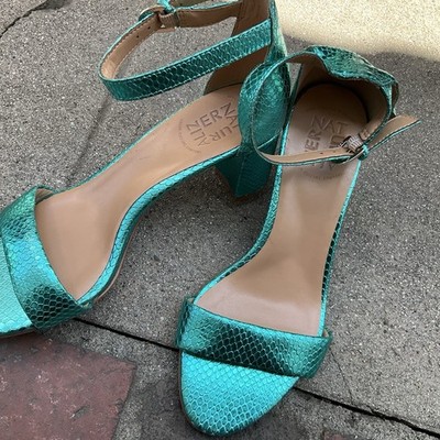 Naturalizer Vera Ankle Strap Block Heel Sandal Metallic Leather Size 7M