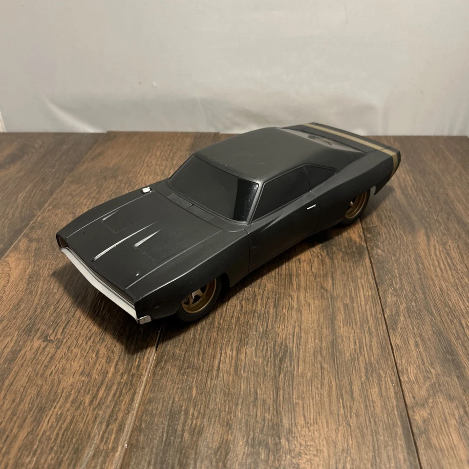 Jada Fast & Furious Dom's 1968 Dodge Charger F9 Widebody Black R/C No Remote - Image 3 of 4