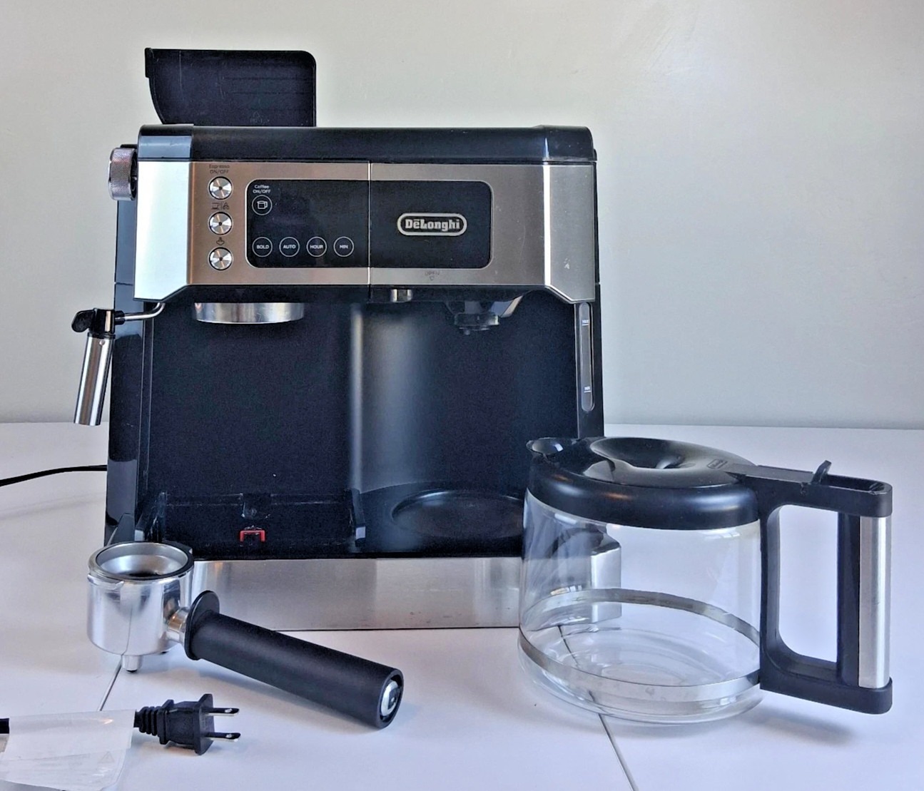 DeLonghi COM530M All-In-One Combination Coffee Espresso Mach