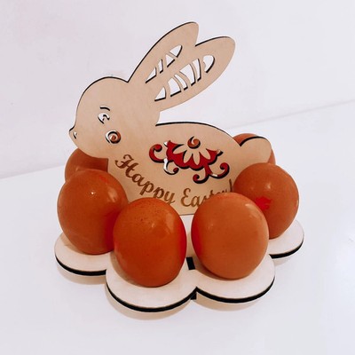 Personalisierte Tischdeko Osterhase - individuelles Herzstück aus Holz für den Frühling