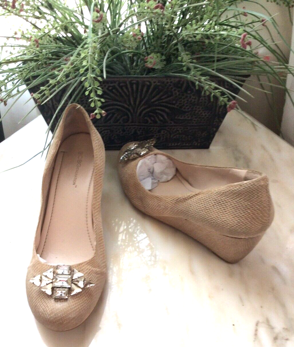 beige wedge dress shoes BCB Generation Brand Women's Heel closed Toe Shoe 10B Size (US):11 Mens / 12 Womens Heel measures approximately 3 2y Black Designer Toddler Girls'