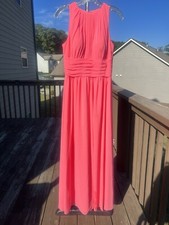 Long pink Bill Levkoff formal designer dress size 4 sleeveless Chiffon Gown
