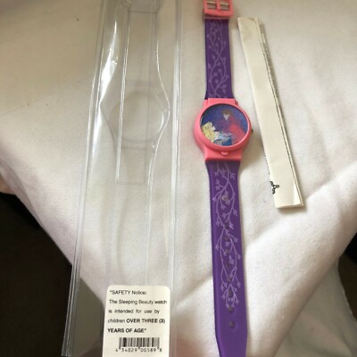 Vintage Retired DISNEY 3-D ''SLEEPING BEAUTY'' Quartz Face Pop-UP Wristwatch