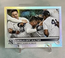 2022 Topps #119 Walk-Off Water Rainbow Foil New York Yankees