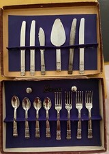 Vintage Banners Metaltone Child's Complete Junior Tableware Plastic Silverware