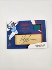2020 Immaculate Debut Moments Relics /49 Kyle Lewis #DM-KL Auto RC Bat Red