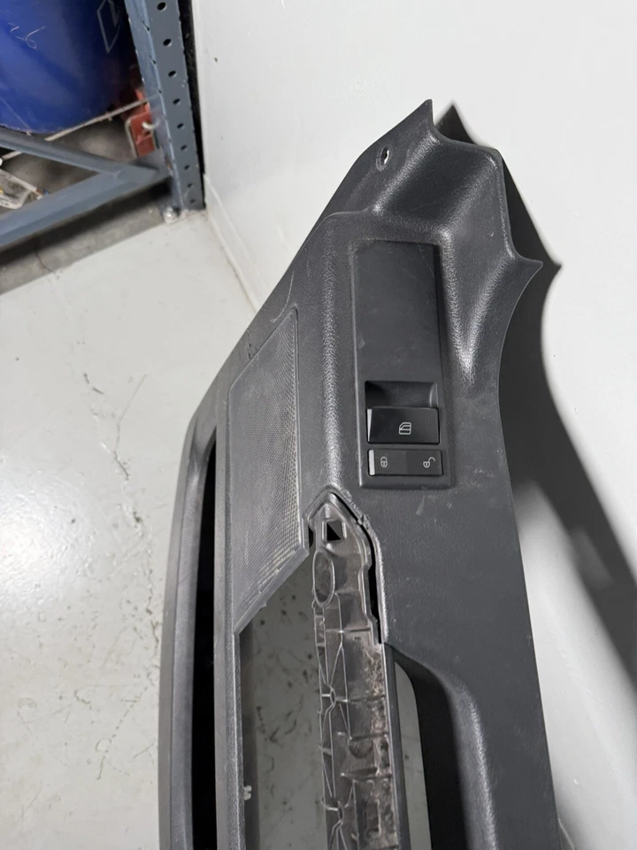 2023 Freightliner CASCADIA porta esquerda/motorista, painel interno P/N A1871390006 - Imagem 3 de 4