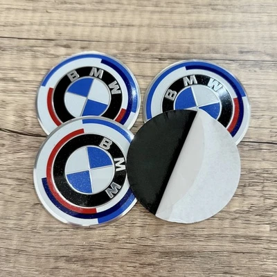 4 Stück 70mm BMW 50 Jahre M Emblem Aufkleber Auto Nabenkappen Radkappen Stickers - Bild 1 von 3