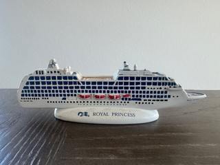 Princess Cruises Royal Princess 7" Cruise Ship Model