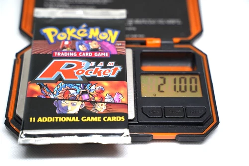 21.00g Pokémon Team Rocket Unlimited Booster Pack Factory Sealed WOTC 2000