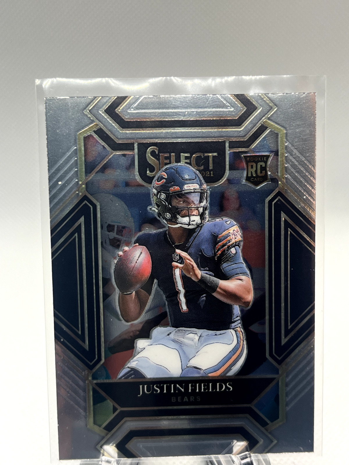 2021 Panini Select Justin Fields Rookie Club Level #250 (RC) Bears