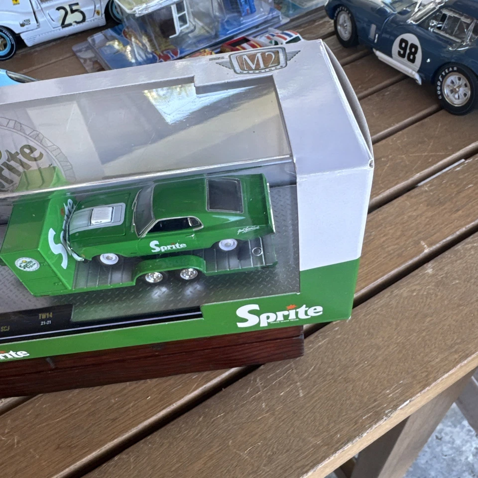 M2 Machines 1966 Ford Bronco 1970 Ford Mustang 428 - самосвал Sprite - Изображение 4 из 4