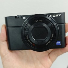 Sony RX100 20.2 MP 3.6 x Compact Digital Camera W/Charger battery English 95 New