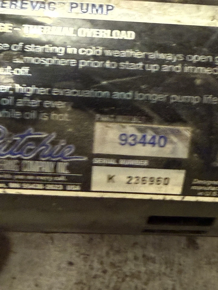 Bomba SuperEvac Yellow Jacket 93440 para amoníaco 4CFM funciona bien Foto 4 de 4