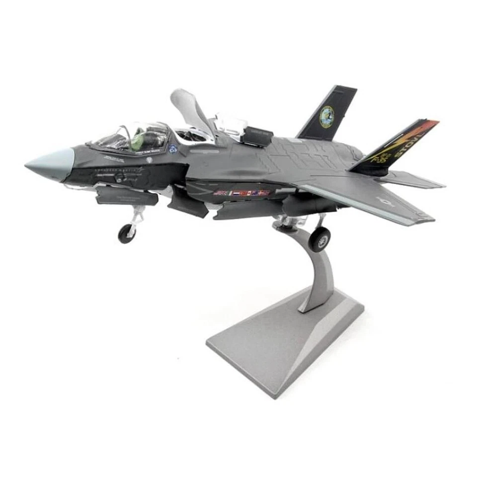Modello da caccia F35B 1/72 con supporto Modello di aereo pressofuso per bar - Immagine 3 di 4