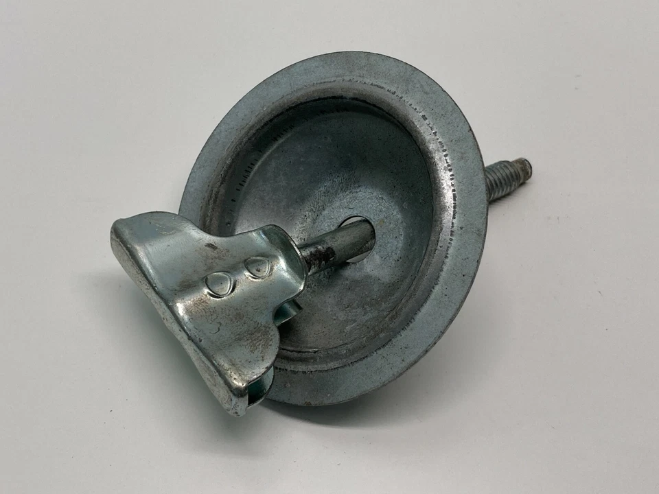 2000-2004 Subaru Legacy Outback pneu sobressalente suporte de porca de asa gravata fabricante de equipamento original - Imagem 2 de 4