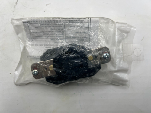 Hubbell L630R Locking Receptacle 2 Pole 3 Wire Grounding 30A 250VAC - Picture 1 of 4