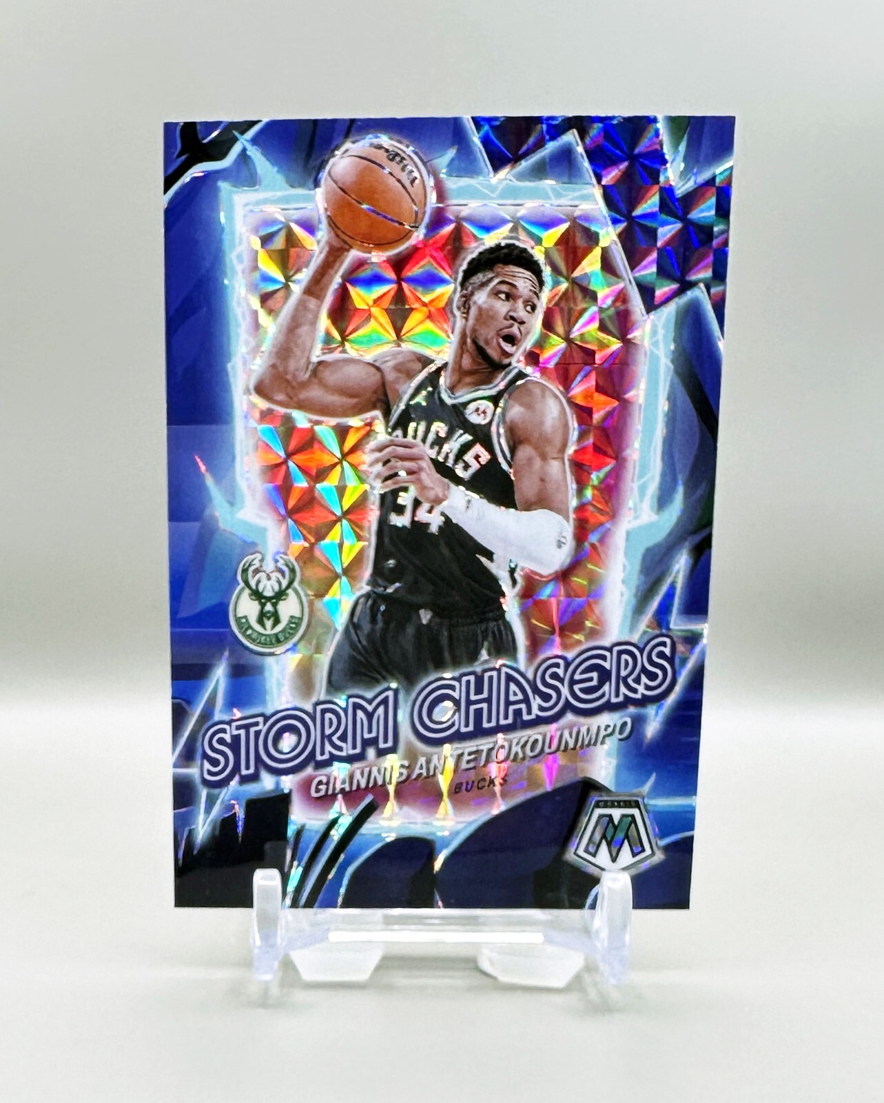 2023-24 Panini Mosaic Basketball Storm Chasers #12 GIANNIS ANTETOKOUNMPO