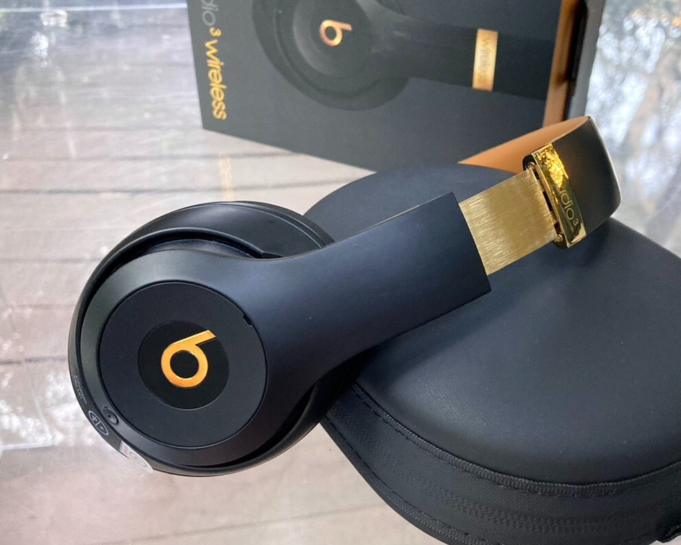 NEW SEALED Beats Studio3 Wireless Skyline Collection Headphones