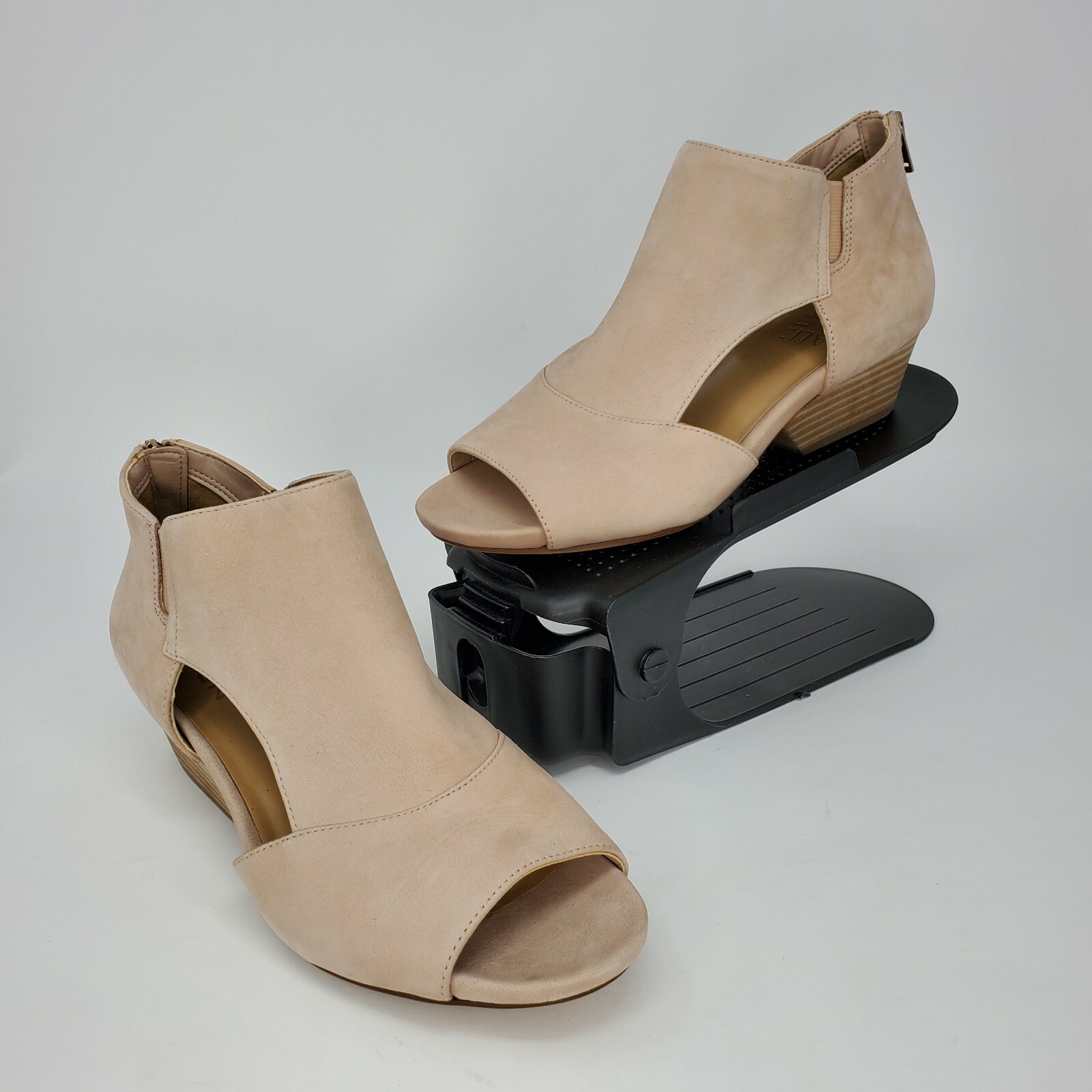 New Naturalizer Greyson Peep-Toe 