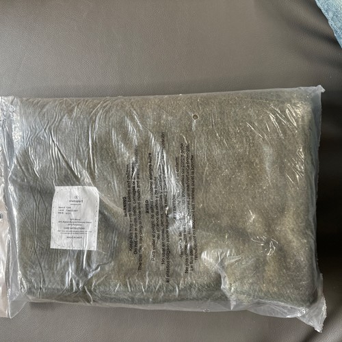 Stansport Wool Blend Camp Blankets - O.D. Green - Picture 5 of 6