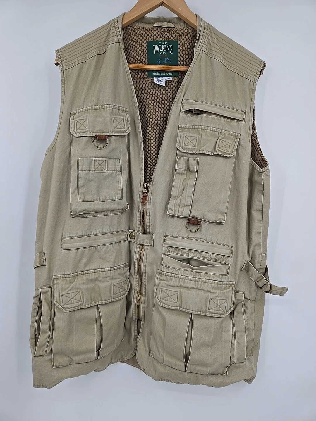 The Walking Co. Gear Vest Khaki Size Medium Cotton Travel Photography Fishing