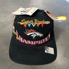 Vintage Denver Broncos Super Bowl XXXII Champions Logo Athletic Snapback Hat Cap
