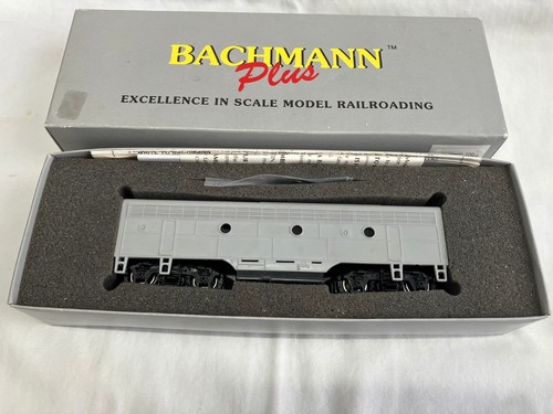 HO Bachmann Plus EMD F7B Loco Train #31217 Pennsylvania Railroad PRR #9648B