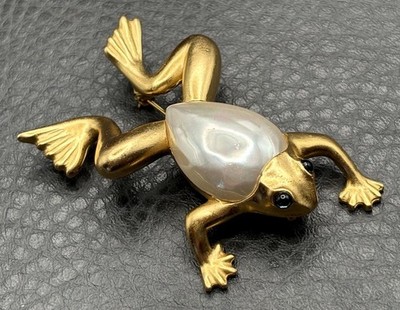 Vintage Carolee 80s Large Frog Brooch Pin Faux Pearl Belly Green Eyes Gold Tone