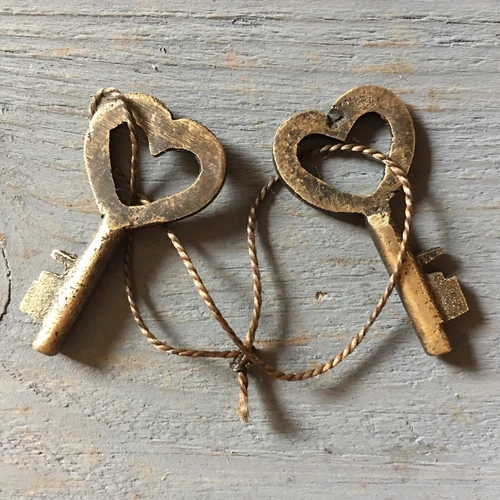 Ornate Heart Lock, Solid Brass With Antique Finish And Two Keys, 2” X 1.25” image 6