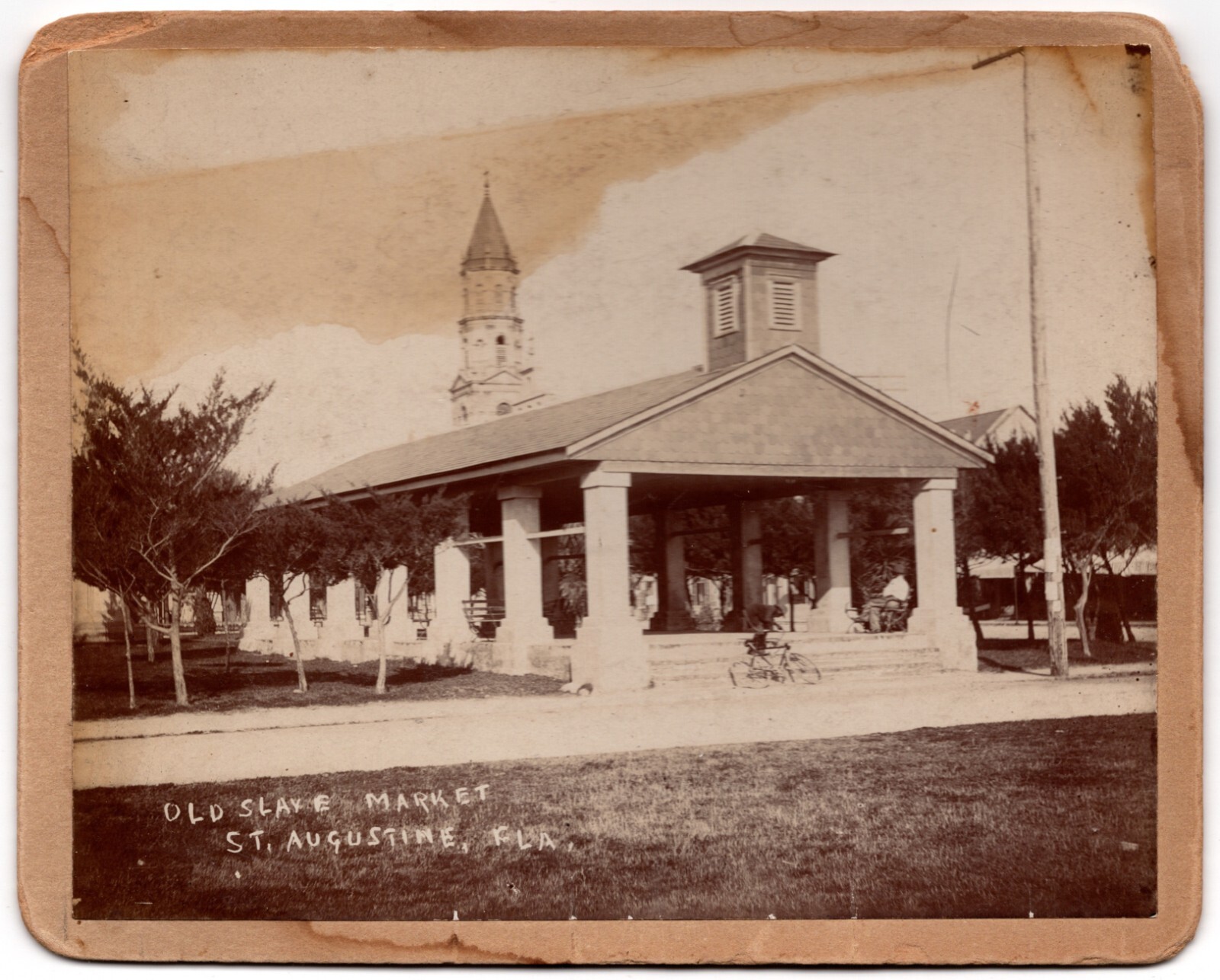 CIRCA 1880s CABINET CARD OLD SLAVE MARKET ST. AUGUSTINE FLORIDA AFRICAN AMERICAN