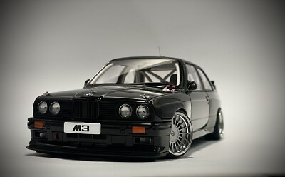 BMW 特注1/18 E30 BMW M3 1/18 Dealer Edition 1987 BMW M3 (E30) (Red) Diecast Car