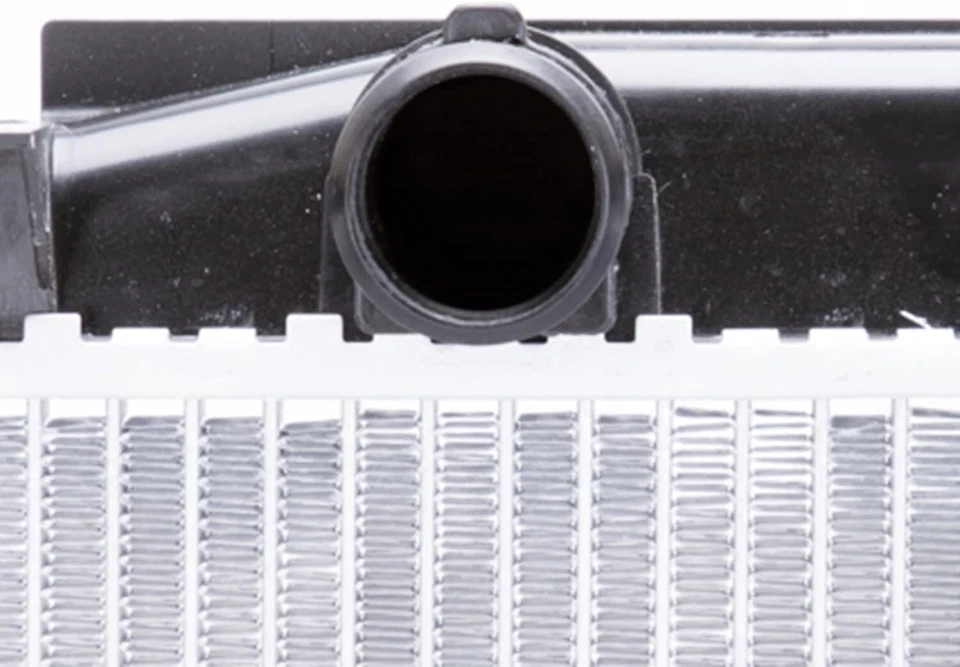 Radiador TYC 2917 compatible con Toyota Camry 2007-2012 Foto 2 de 4