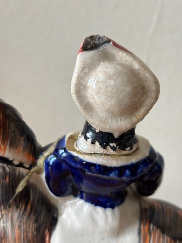 19th c Staffordshire Pottery Pair of Figures of Riders & Horses - Picture 8 of 17