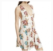 Free People Thought I Was Dreaming Floral Mini White Dress Size Small NEW C1