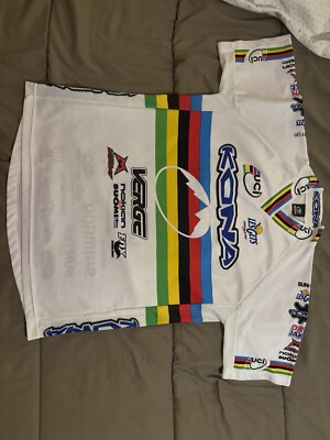 Maillot Kona / Verge / World Cup UCI / Marzocchi Fox Sun Ringle / Easton / Wtb
