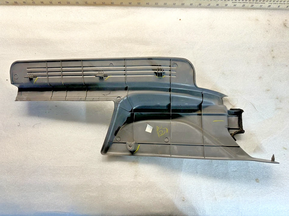 Subaru Baja 2006 pasajero trasero derecho alféizar de puerta interior placa de patada moldura gris Foto 4 de 4