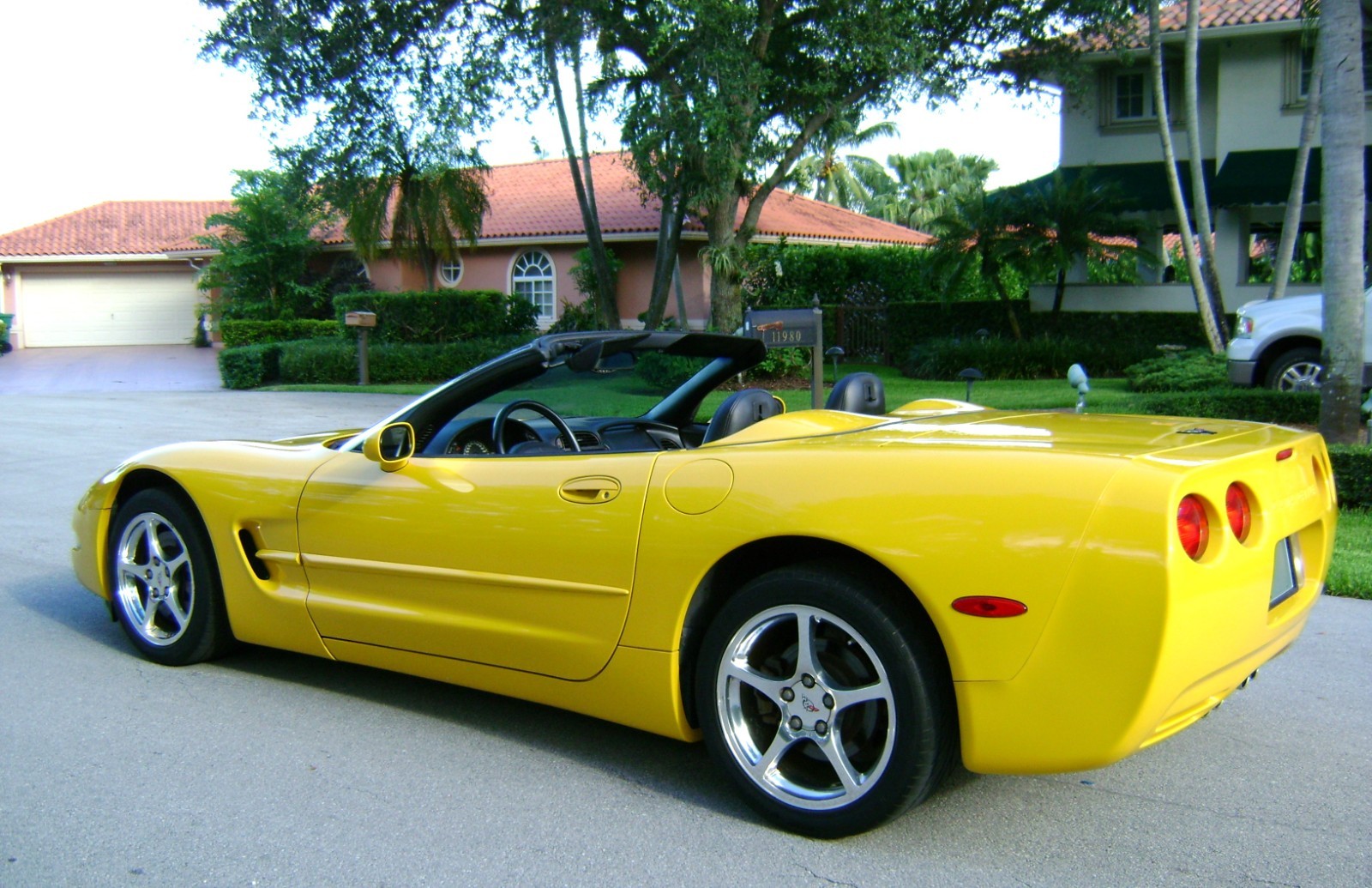 2004 Yellow Chevrolet Corvette   | C5 Corvette Photo 6