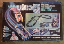AURORA ULTRA 5  AUTO CROSS CHALLENGE SLOT(less)  CAR SET BOXED WITH TWO CARS